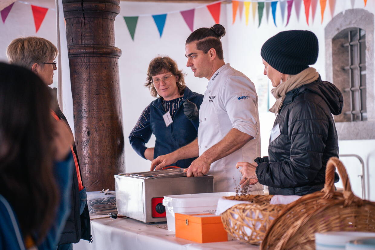 Foodsave-Bankett in der Innenstadt Foodsave-Bankett in der Innenstadt