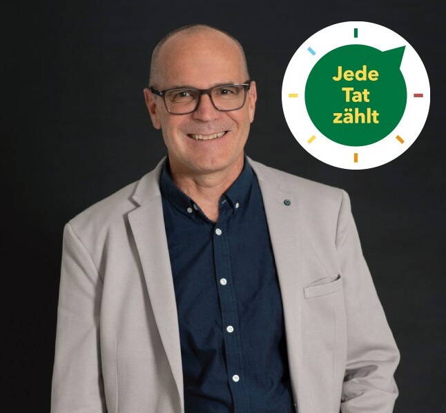 Daniel Schneider Daniel Schneider